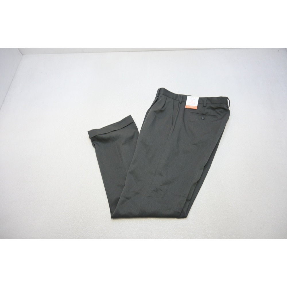 Van Heusen Traveler Dress Pants Mens 36x34 Gray Pleated Cuffed‎ Classic New